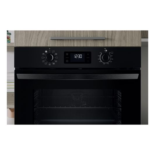 Four chaleur tournante INDESIT IO 2580C B