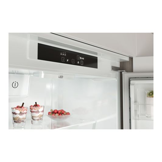 2 deurs inbouwkoelkast INDESIT IND401